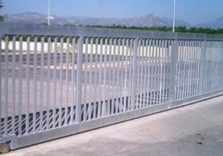 Automatic Compound Gate